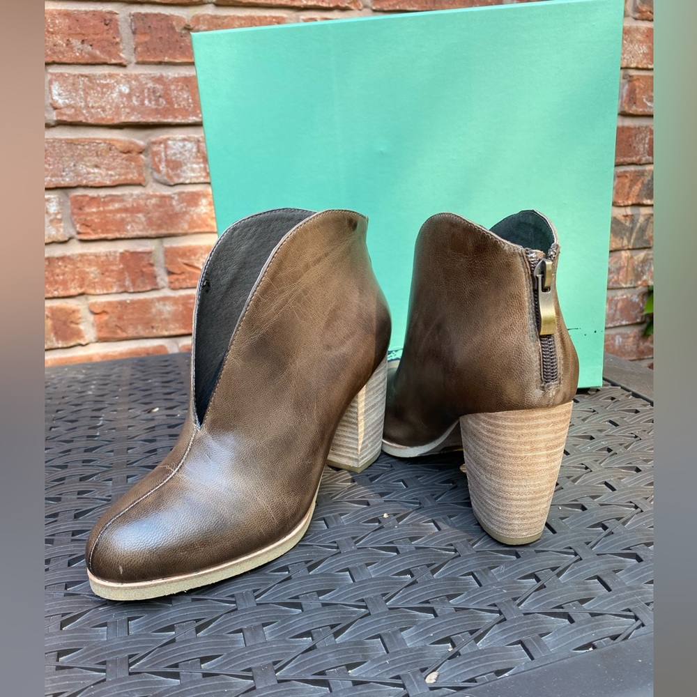 Ankle Boots - Antelope brand